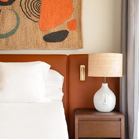 Only Hotel