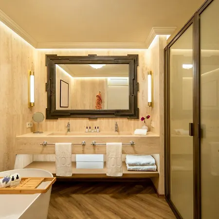 Only 5* Seville
