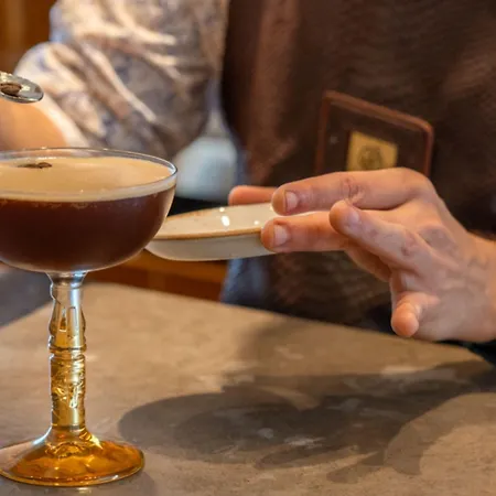 Only מלון סביליה